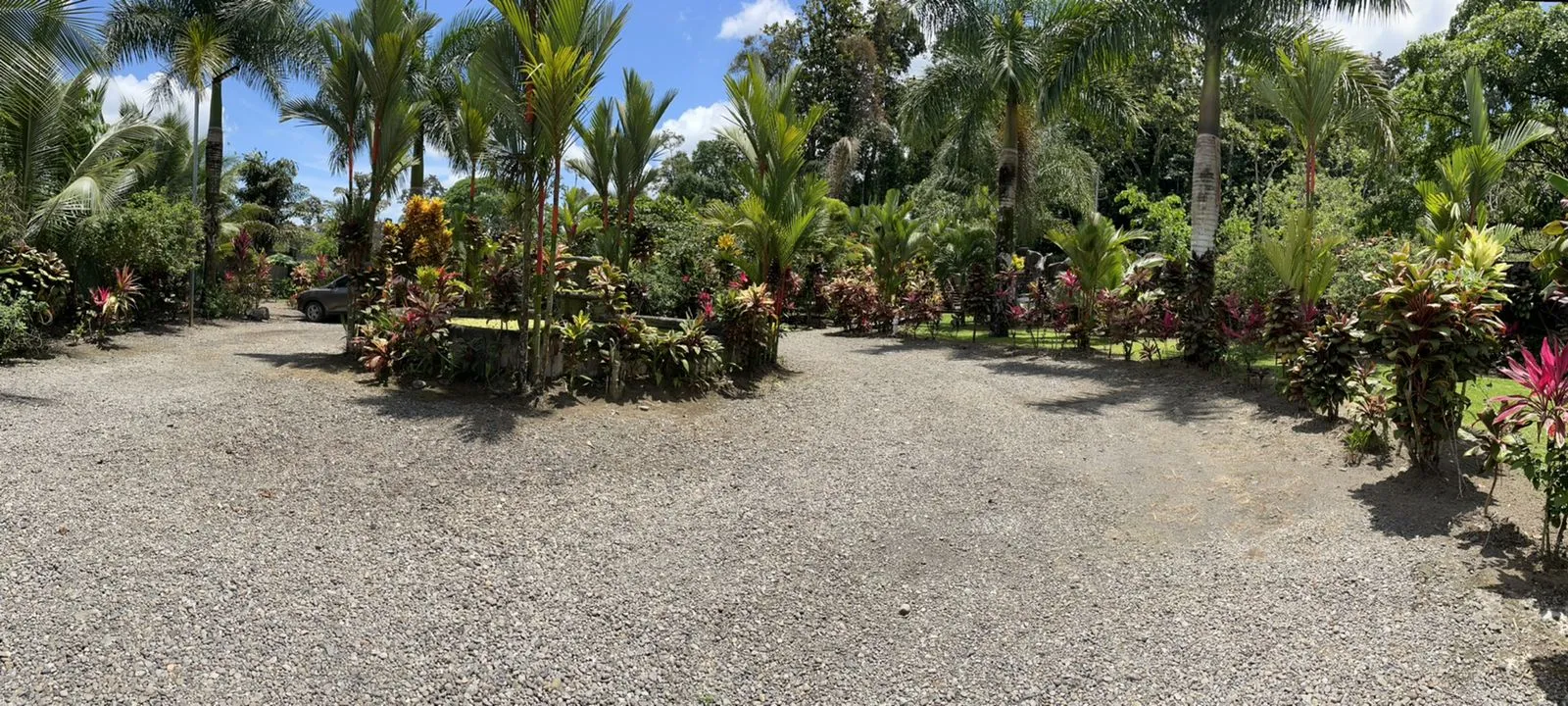 Aunty Arenal Lodge Hero View