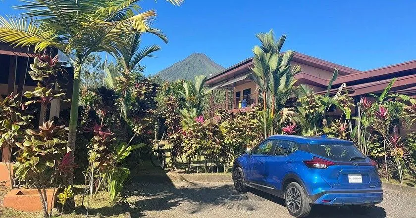 Aunty Arenal Lodge Presentation