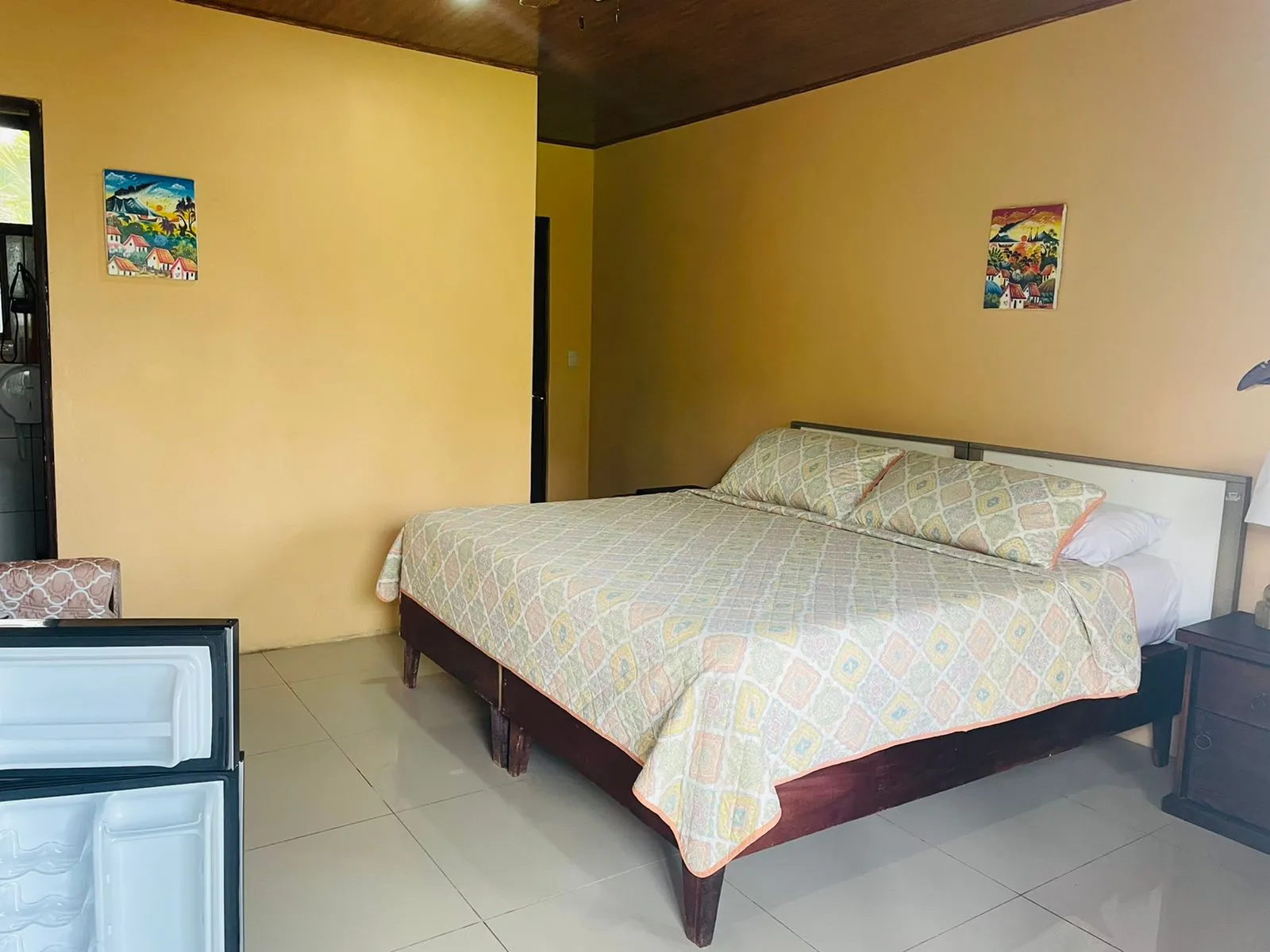 Aunty Arenal Lodge Presentation